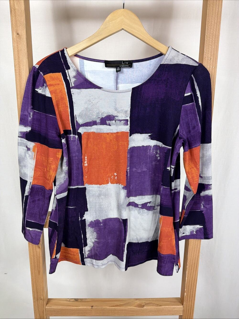 NWT Liv by Habitat Clothes 3/4 Sleeve Round Neck Abstract Top #1164 Size SM